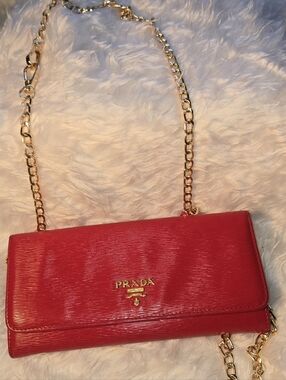 Prada Red Saffiano Vitello Move Wallet Crossbody Bag Id Card Holder With Chain